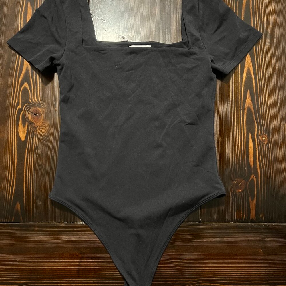 Aritzia Babaton Bodysuit